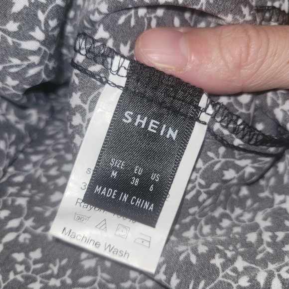 Shein Black and White Spaghetti Strap Sun Dress - Picture 7 of 8